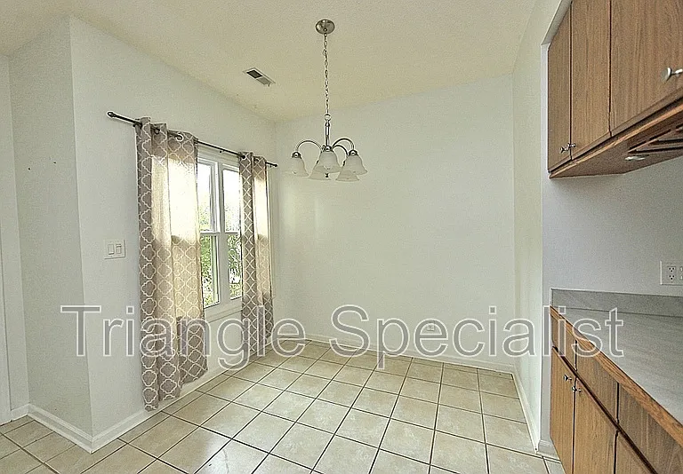6020 Winterpointe Ln #101 — Photo 4