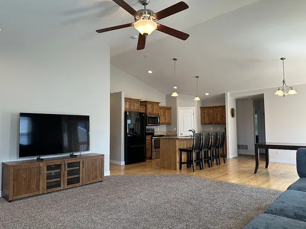 4052 Sunny Brook Dr, Pocatello, ID 83202