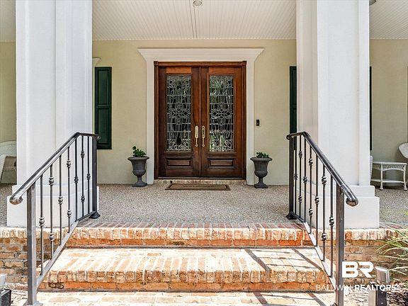 2nd image of 17358 Wildwood Ct
