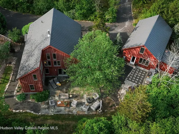 32 Whitney Point, Athens, NY 12015