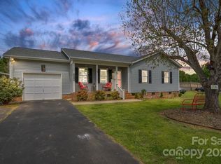 2514 Claremont Rd, Newton, NC 28658