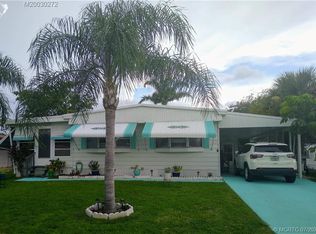 17 Madrid Lane, Port Saint Lucie, FL 34952