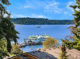 8636 Fauntleroy Pl SW, Seattle, WA 98136