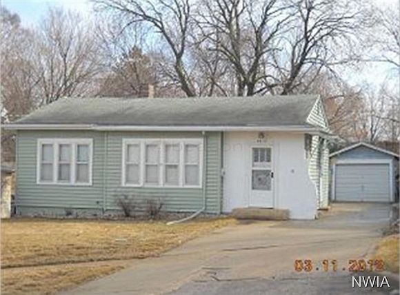 1st image of 3314 Virginia St