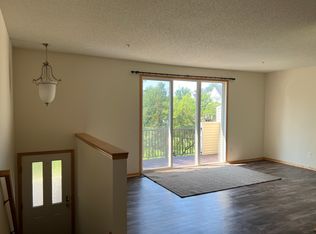 7514 Parkridge Pl, Savage, MN 55378