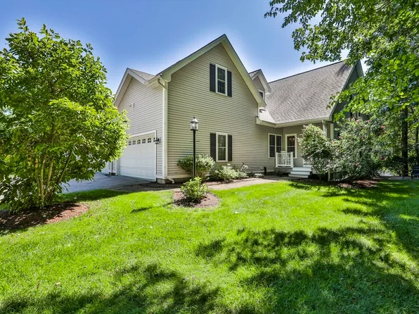 9 Partridge Ln #9, Atkinson, NH 03811