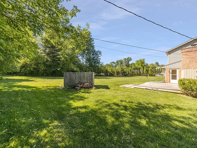 6096 Darramoor Rd — Photo 42