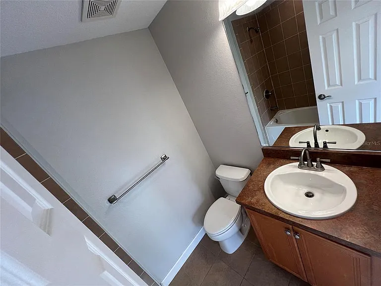 7350 Black Walnut Way — Photo 31