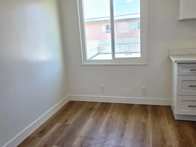 6107 Brynhurst Ave #11 — Photo 4