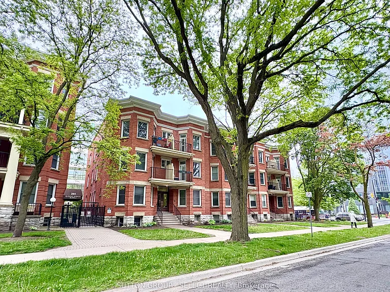 440 Wellington St #103 — Photo 2