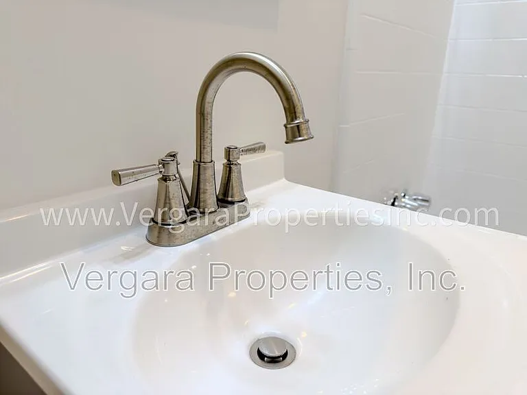 5551 E 23rd St #17 — Photo 12