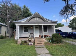 214 N Massachusetts St, Winfield, KS 67156