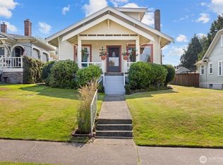 2716 Sunset Dr, Bellingham, WA