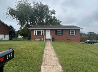 288 Grandon Rd, Staunton, VA 24401