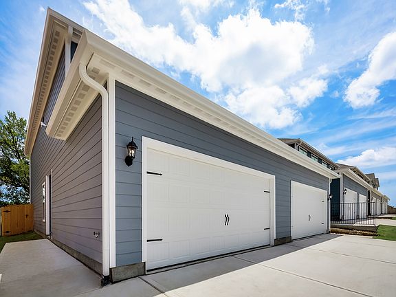 This move-in ready home is located just minutes from McKinney