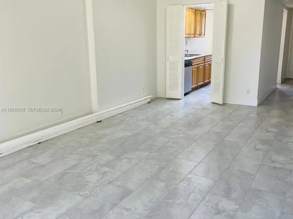 3001 NW 48th Ave, Lauderdale Lakes, FL