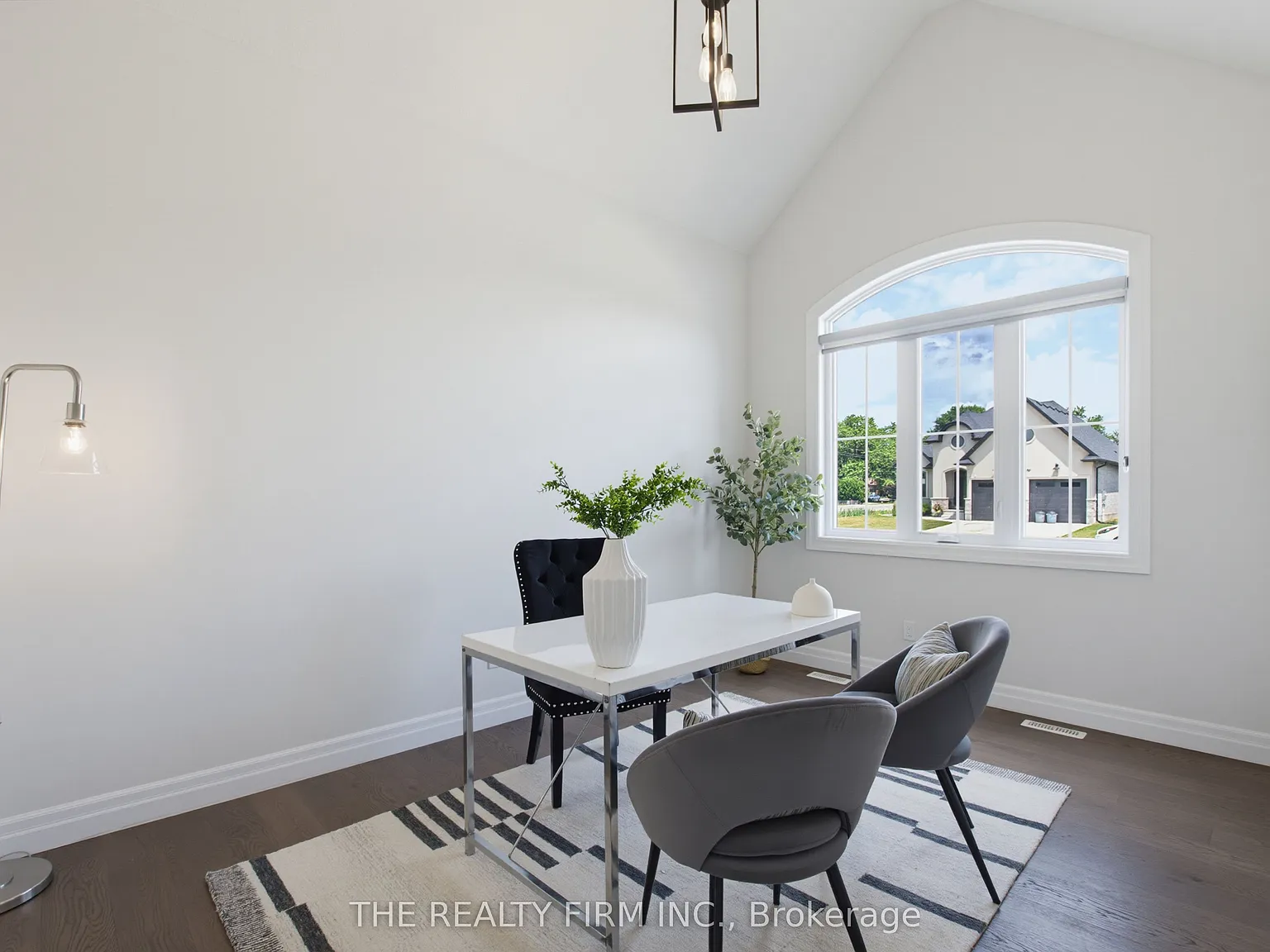 4 bed, $3,400 — Photo 4