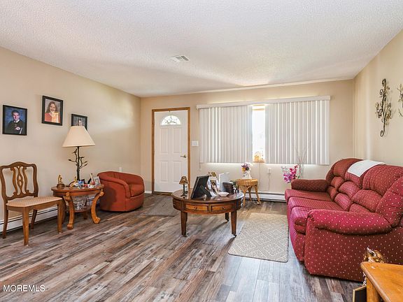 5th image of 899 Jamaica Boulevard