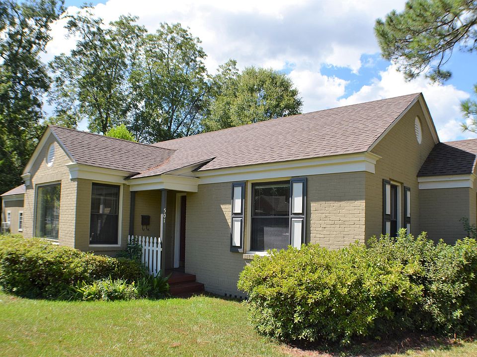 Front view of home, corner lot