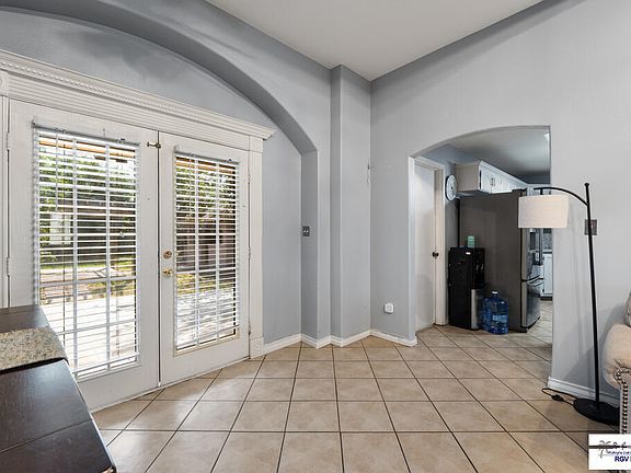 4th image of 3275 Mano Dr