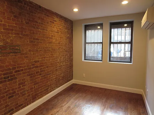 Rented by Strivers Management Group Corp (Brokerage) | media 4