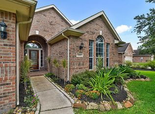2515 Royal Terns Ct, League City, TX 77573