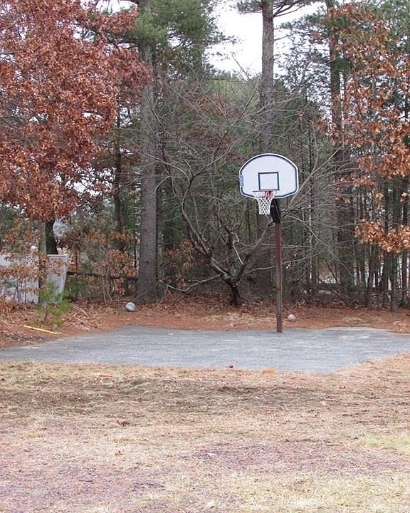 47 Wenham Rd, Carver, MA 02330 Zillow