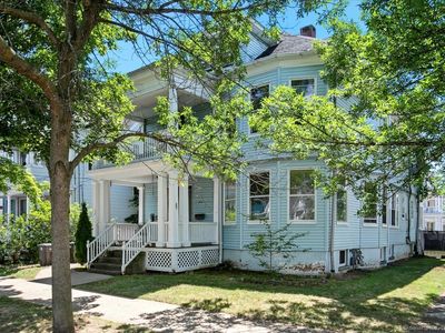 212 Maple Street, New Haven, CT, 06511