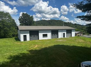 99999 Valentine Branch Rd, Cannon, KY 40923