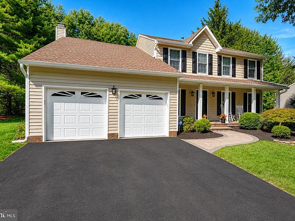 2nd image of 41 Hibiscus Ln