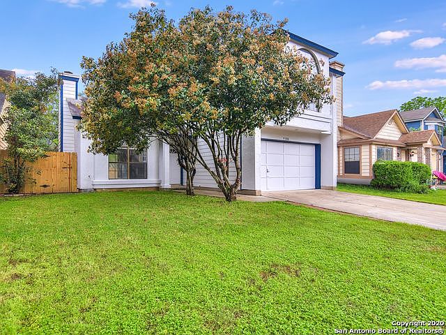 1st image of 9386 Valley Hedge
