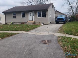 6649 Burnham Green Rd, Toledo, OH 43615