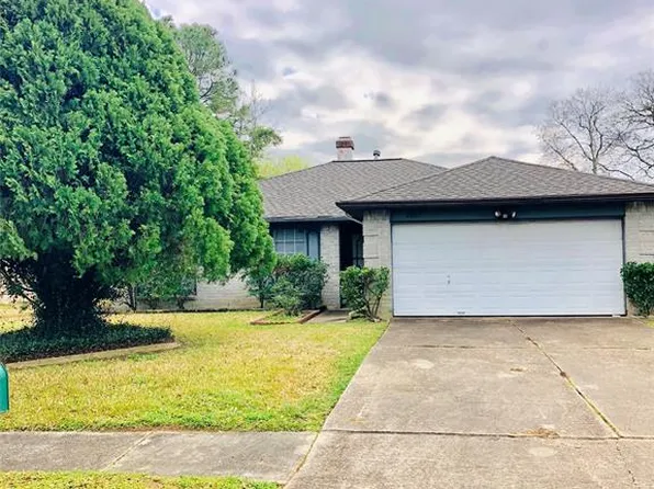 2803 Fir Crest Ct, Stafford, TX 77477