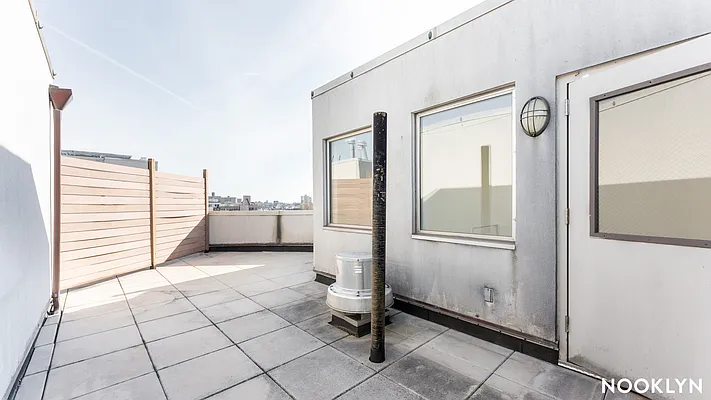 Rented by Nooklyn NYC LLC | media 34