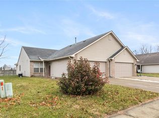 830 Ashton Park Dr, Greenwood, IN 46143
