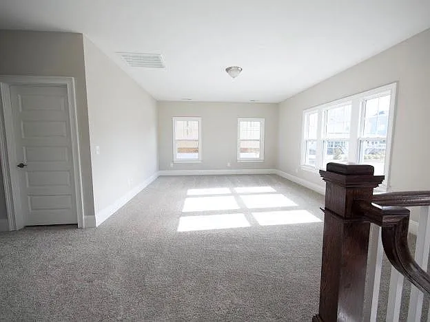 1013 Merrifield Dr — Photo 13