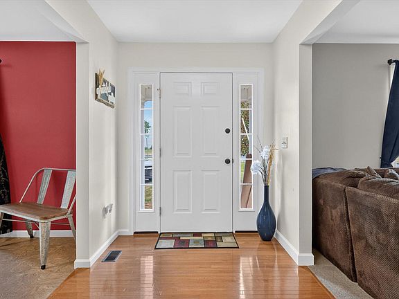 5th image of 1931 Preserve Ln