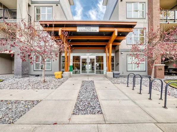 95 N Burma Star Rd SW #1205, Calgary, AB T3E 8A9