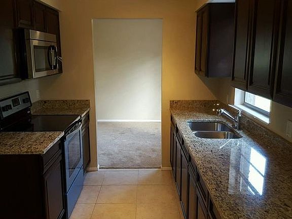4th image of 431 Leceile Dr