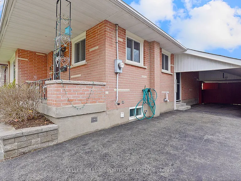 68 Athabasca St — Photo 45