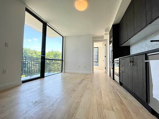 Rented by Premier One Realty LLC | media 21