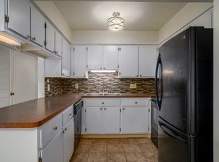 Cambridge Manor, Lansing, MI 48911