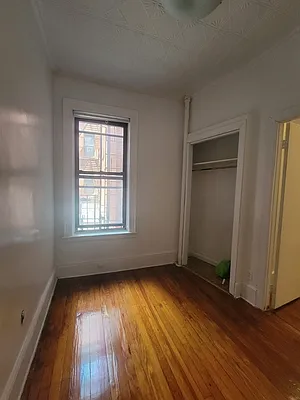 Rented by Landlord Management New York | media 32