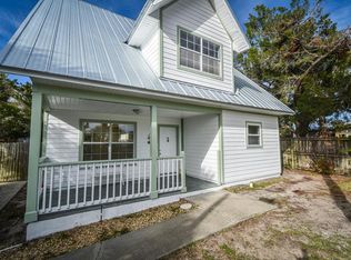 757 3rd St, Cedar Key, FL 32625