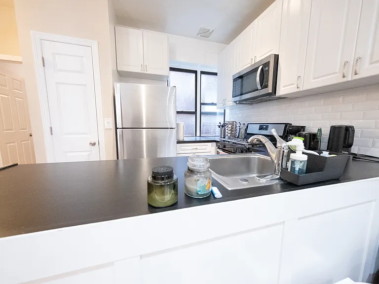 230 W 113th St #2D — Photo 17