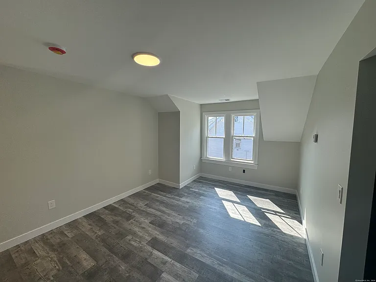 267 Hebron Ave — Photo 12