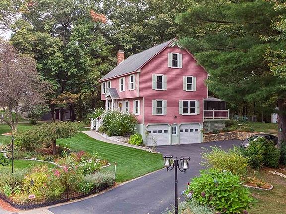 2nd image of 256 Lancaster Dr