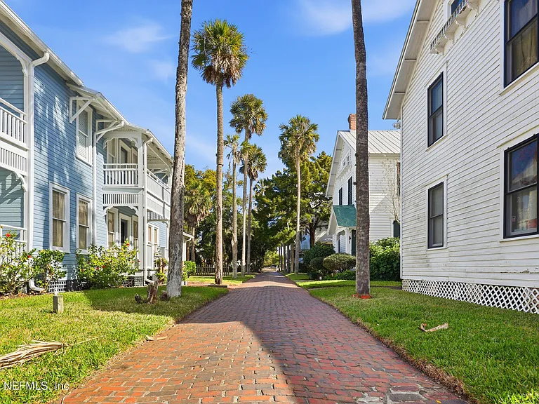 205 Seaside Vista Court St — Photo 67