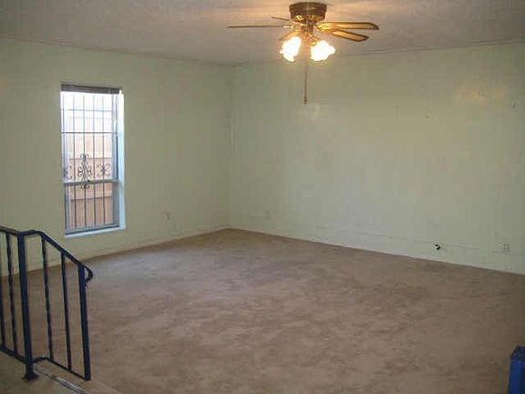 2nd image of 3010 Bridal Wreath Ln