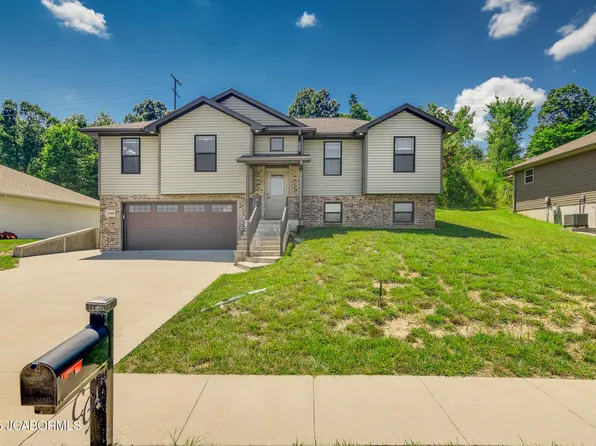 2108 Hastings Rd, Jefferson City, MO 65109